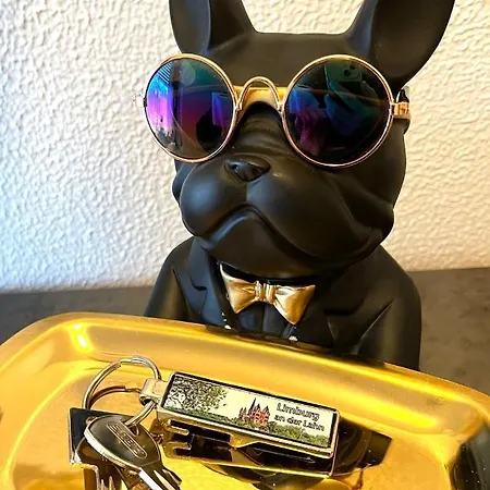 Casa Parkview - Relax & Chill - Perfect For Business Travel, Weekend Trip, Family&friends, Dogs Lover, Romance, Layover Or Longstay Apartmán