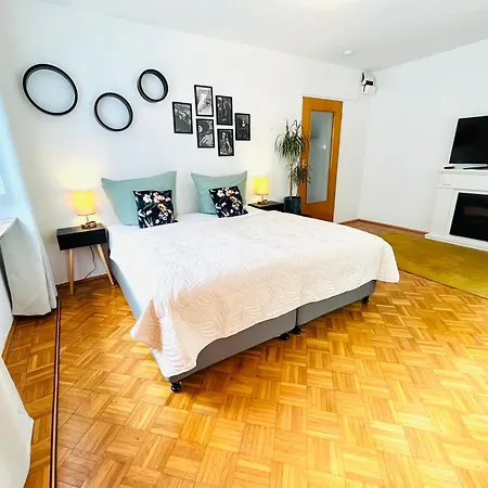 Casa Parkview - Relax & Chill - Perfect For Business Travel, Weekend Trip, Family&friends, Dogs Lover, Romance, Layover Or Longstay Apartmán Limburg an der Lahn