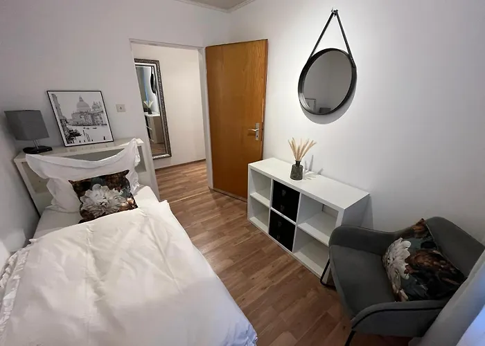 Casa Parkview - Relax & Chill - Perfect For Business Travel, Weekend Trip, Family&friends, Dogs Lover, Romance, Layover Or Longstay Limburg an der Lahn